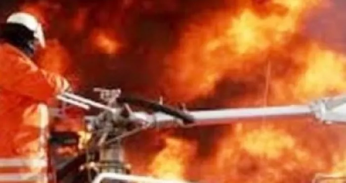 un-incendie-declare-a-la-sir