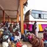 banditisme-une-femme-se-fait-voler-son-bebe-en-pleine-gare-routiere