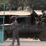 apres-leur-soulevement-les-mutins-recoivent-leurs-premiers-versements