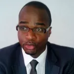 interview-remous-sociaux-en-cote-d-ivoire-donatien-robe-specialiste-en-protection-sociale-le-gouvernement-doit-investir-dans-le-social