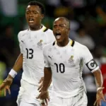 les-black-star-forcent-la-porte-d-entree-du-stade-d-akwakam-apres-le-refus-du-directeur