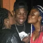 can-2017-a-leur-arrivee-a-yaounde-des-joueurs-camerounais-pris-en-otage-par-des-filles-dans-une-boite-de-nuit