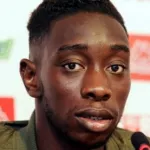 un-international-malien-garde-a-vue-a-roissy-apres-avoir-envoye-un-policier-au-tapis