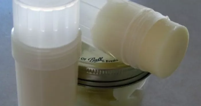 cinq-deodorants-maison-faciles-et-efficaces