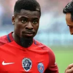 l-arrivee-de-dani-alves-au-psg-ouvre-la-porte-au-depart-de-serge-aurier