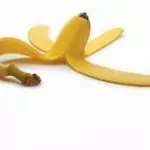 boutons-d-acne-6-astuces-avec-la-peau-de-banane