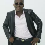 kenol-decibel-peu-importe-les-betises-de-dj-arafat-il-demeure-le-meilleur