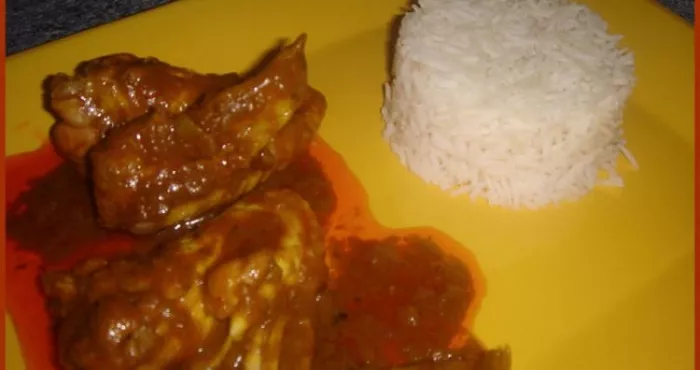 recette-de-la-sauce-graine-au-poulet
