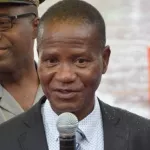 hotete-bruno-le-pere-de-max-gradel-fait-des-confidences-sur-sa-carriere