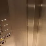 drame-elle-meurt-coupee-en-deux-par-un-ascenseur