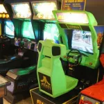 une-salle-de-jeux-video-attaquee-un-des-clients-eventre