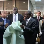 lutte-contre-le-paludisme-un-tissu-pour-proteger-les-etres-humains