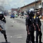 district-d-abidjan-descente-musclee-des-policiers-a-adjame