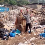 cocody-un-collecteur-d-ordures-meurt-en-pleine-rue