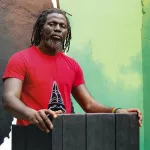 depuis-le-mali-tiken-jah-annonce-une-plainte-contre-nicolas-sarkozy-a-la-cpi-c-est-un-combat-noble-et-juste-selon-le-reggaeman-ivoirien