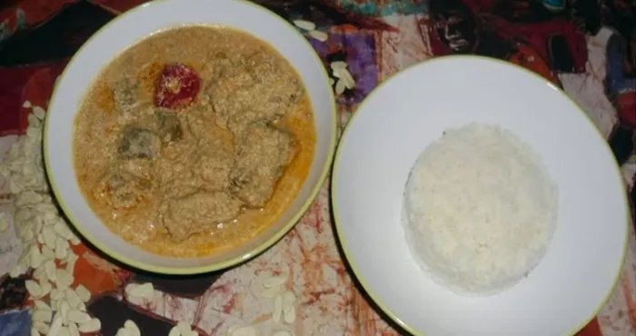 sauce-pistache-a-la-pintade