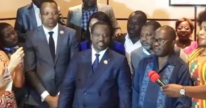arrivee-de-soro-a-abidjan-c-etait-chaud-a-l-aeroport-lobognon-et-des-deputes-bloques