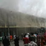 drame-un-incendie-ravage-un-immeuble-au-plateau