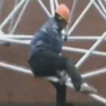 cocody-un-ouvrier-trouve-la-mort-en-travaillant-sur-un-panneau-publicitaire