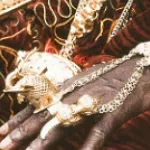 yamoussoukro-le-chef-du-village-deshabille-et-menace-d-etre-brule-vif-par-des-assaillants