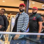 showbiz-une-fin-d-annee-a-la-sauve-fally-ipupa-sur-les-bords-de-la-lagune-ebrie