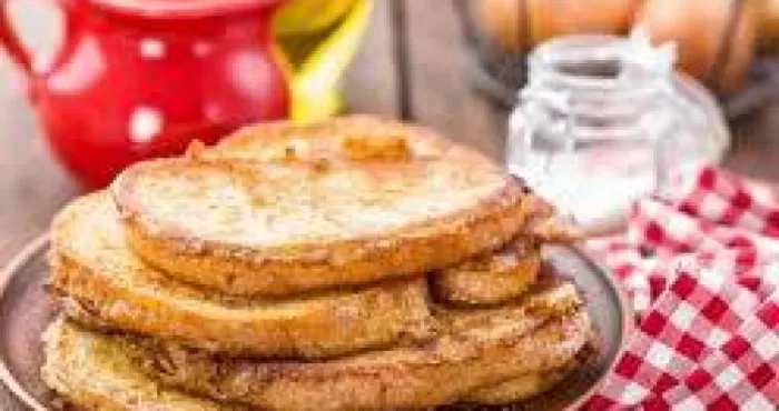 pain-perdu-a-la-vanille-flambe-au-rhum