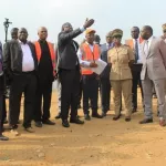 constructions-anarchiques-a-cocody-amede-kouakou-ministre-des-infrastructures-economiques-on-va-enlever-des-maisons