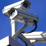 altercation-entre-un-depute-et-une-policiere-et-si-on-faisait-parler-les-cameras