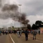 soubre-1-jour-apres-l-incendie-du-marche-vive-tension-dans-la-ville-la-residence-du-maire-saccagee