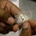 maca-un-vendeur-de-drogue-audacieux-epingle