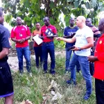 handball-preselection-des-jeunes-karaboue-aboubacar-et-son-equipe-au-travail