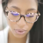 port-des-lunettes-quelle-monture-pour-son-visage