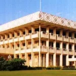 yamoussoukro-l-intronisation-du-nouveau-chef-de-famille-houphouet-annulee