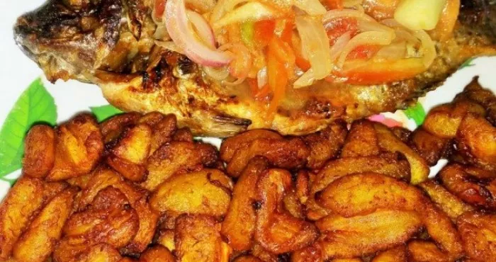 alloco-au-poulet-braise