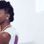 beaute-voici-des-exemples-de-coiffure-de-mariage-avec-des-cheveux-naturels