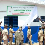 avant-le-demarrage-du-femua-11-la-fondation-magic-system-offre-une-maternite-au-village-de-loulo