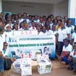 les-secretaires-offrent-du-materiel-de-salubrite-au-chr-de-la-ville