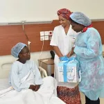hopital-mere-enfant-de-bingerville-la-fondation-children-of-africa-prend-en-charge-les-soins-des-5-premiers-nouveau-nes-jusqu-a-leur-premier-anniversaire