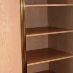 adjame-une-balle-perdue-vient-se-loger-dans-le-placard-d-une-secretaire-de-direction