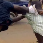 l-accusant-d-avoir-detourne-sa-femme-un-planteur-broie-l-un-des-testicules-du-client-de-sa-femme