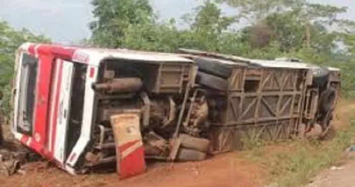 axe-tiebissou-djebonouan-des-precisions-sur-l-accident-qui-a-fait-34-victimes-les-passagers-sont-des-enseignants