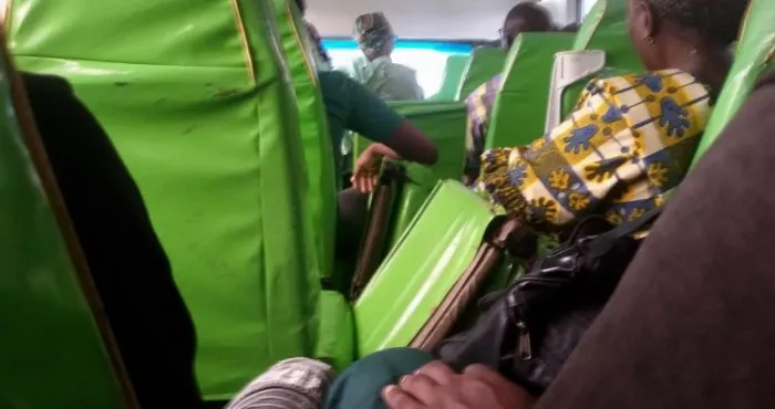 transport-en-commun-exces-de-vitesse-alcool-drogue-comment-les-gbaka-woro-woro-cars-exposent-les-usagers-a-la-mort