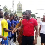 tournoi-de-la-fraternite-a-marcory-gnamaka-eric-communie-avec-la-jeunesse-a-bietry-village