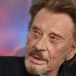 johnny-hallyday-un-anniversaire-entre-larmes-et-chansons