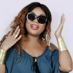 ano-mira-confesse-je-suis-seule-et-je-vis-la-chastete-depuis-onze-ans