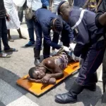 voie-express-adjame-abobo-pourquoi-les-chauffeurs-ont-ferme-les-voies-lundi-une-affaire-de-100-f-cfa-qui-a-failli-virer-au-drame-gbaka