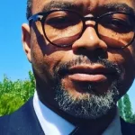 menace-de-poursuites-judiciaires-franklin-nyamsi-repond-au-rdr-l-agitation-des-petits-diablotins-dans-l-eau-benite-ne-m-a-jamais-empeche-de-dormir