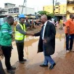 curage-des-canaux-de-koumassi-raymond-n-dohi-veut-eviter-les-inondations-dans-sa-commune