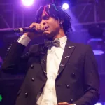 koffi-olomide-dj-arafat-molare-debordo-niska-abou-nidal-moliere-ces-celebrites-qui-ont-permis-a-safarel-obiang-d-eviter-le-poteau-au-palais-de-la-culture