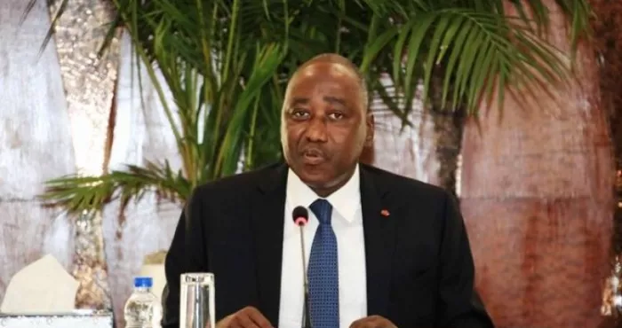 revue-de-presse-le-nouveau-gouvernement-installe